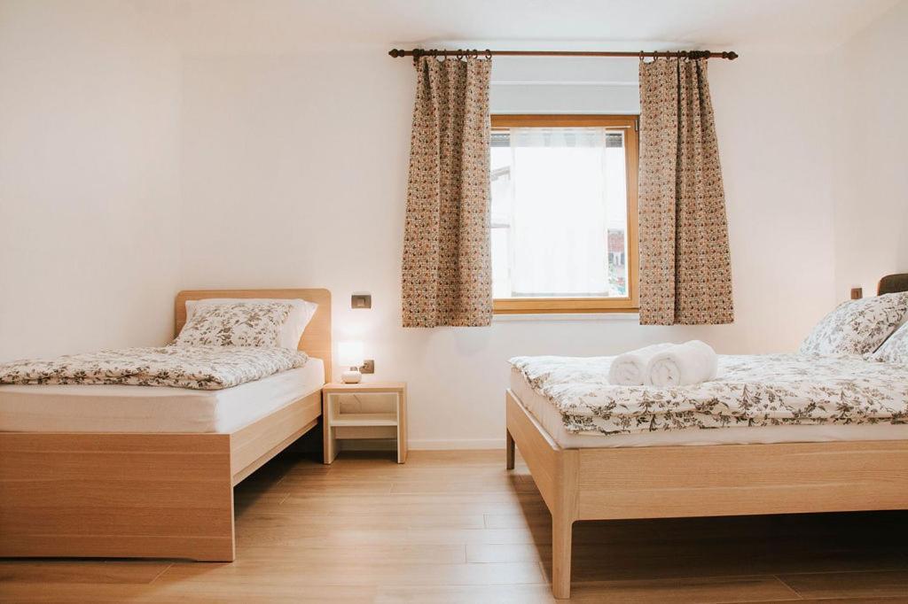 Apartmaji Ursic Kobarid Eksteriør billede